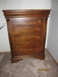 King Cherry Bedroom Set