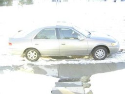 1997 Toyota Camry LE *Must SELL* $3500 call 403-671-7109 to view