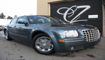 2005 Chrysler 300 Touring - 2036 36 Street SE