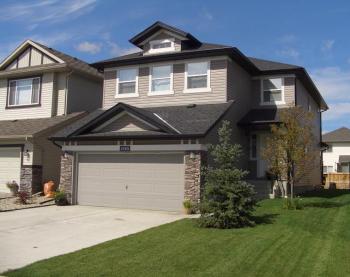 Fabulous Home in Lake Chaparral, Calgary!