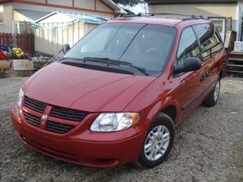 2005 Dodge Caravan SE