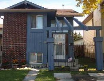 $285900 2 Bedroom cozy bi-level home for sale. (Beddington NW)